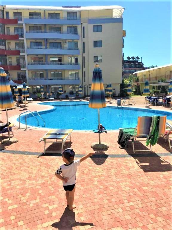 Apartment In Central Plaza Sunny Beach Exterior photo