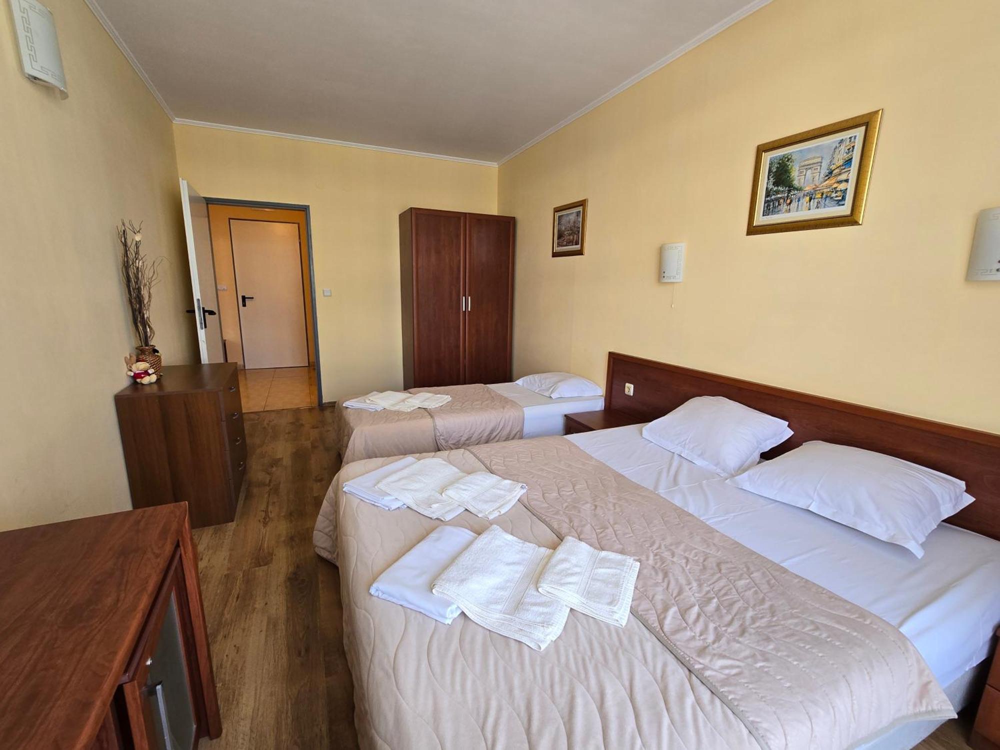 Apartment In Central Plaza Sunny Beach Exterior photo